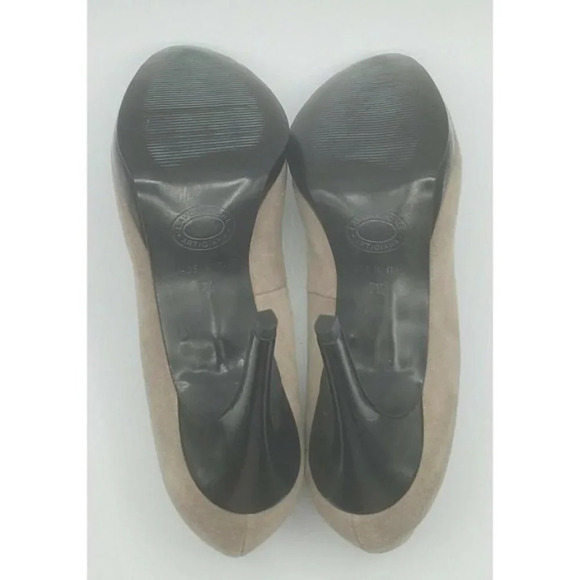 Butter Heels Grey Suede Platform Heels Shoes - Picture 8 of 10